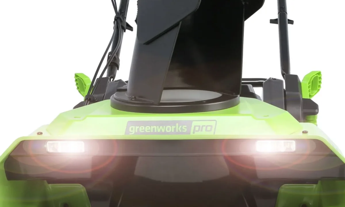 Снегоуборщик аккумуляторный Greenworks  GD60PST, 60V, 51 см, бесщеточный, c 1хАКБ 5Ач и ЗУ (2602907UG)