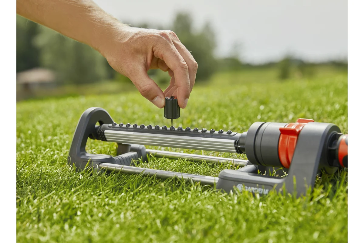 Осциллирующий дождеватель Gardena Aqua M 18702-20.000.00