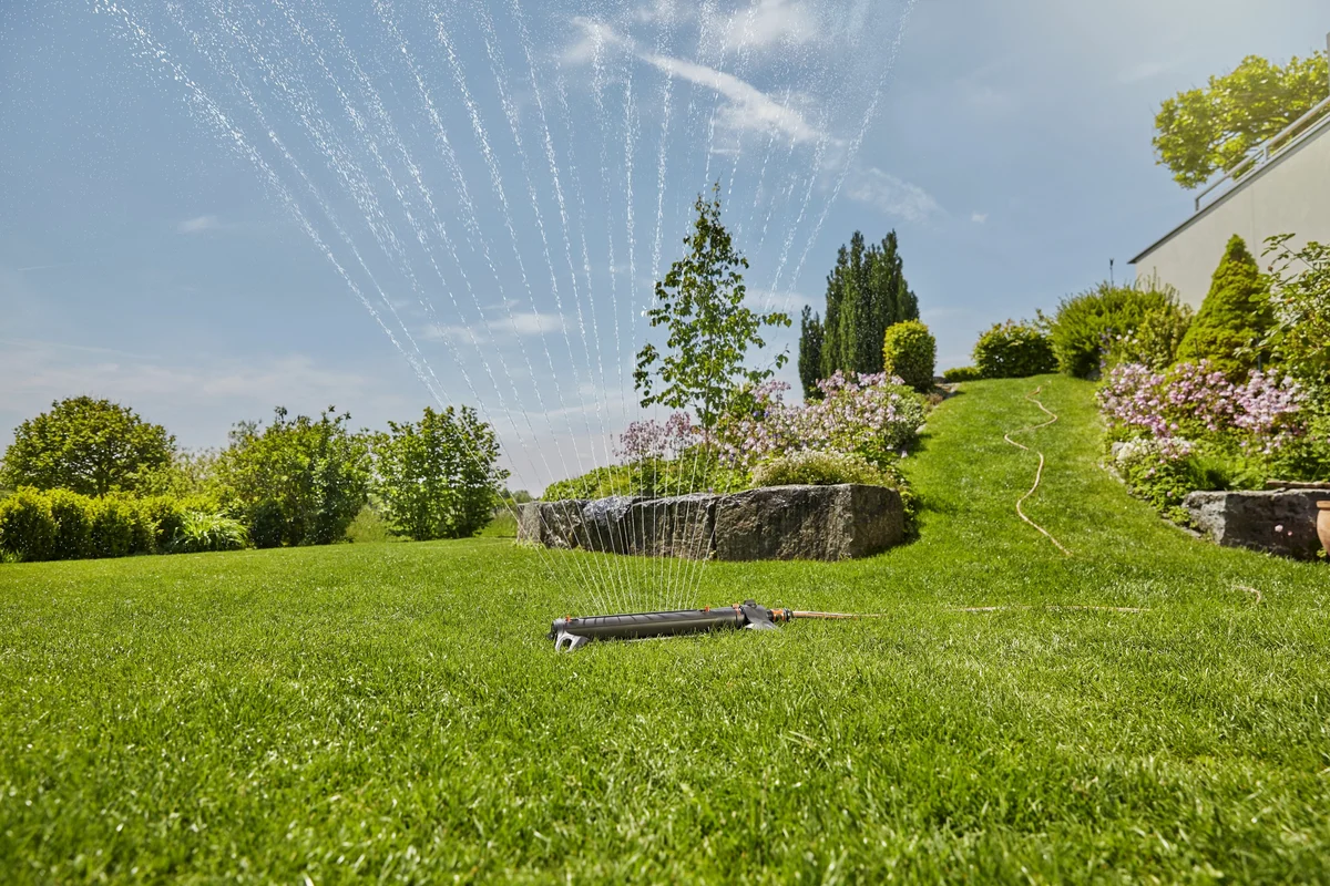 Осциллирующий дождеватель Gardena AquaZoom L 18714-20.000.00